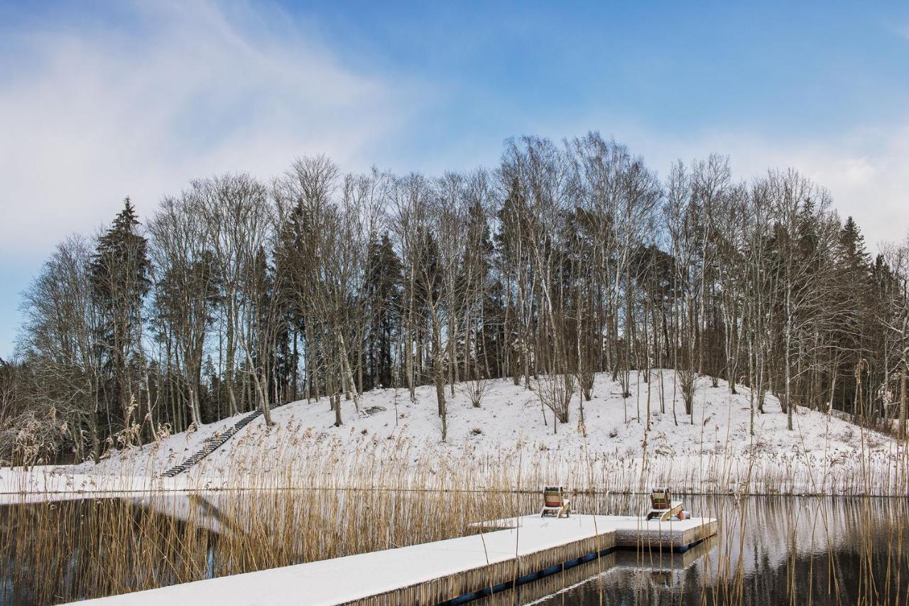 Pujalgi Villa Edole Bagian luar foto